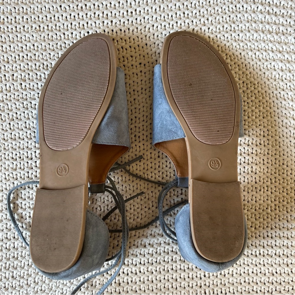 Universal Threads Sandal - Picture 6 of 8